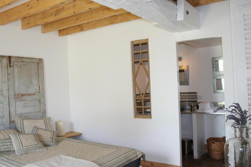 Le Rozet Bed and Breakfast Vendat Exteriör bild