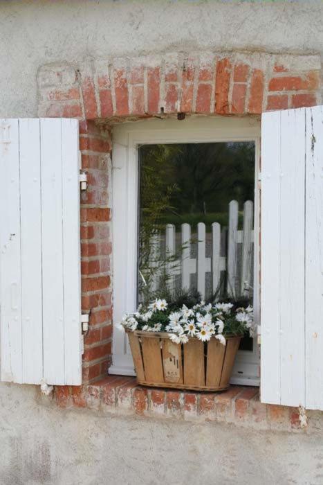 Le Rozet Bed and Breakfast Vendat Exteriör bild